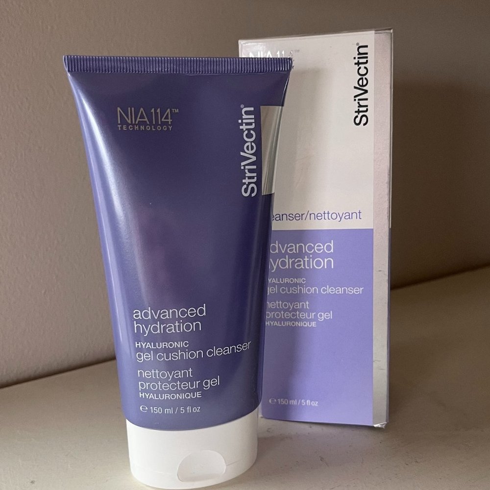 NEW! Strivectin Hyaluronic Gel Cushion Cleanser